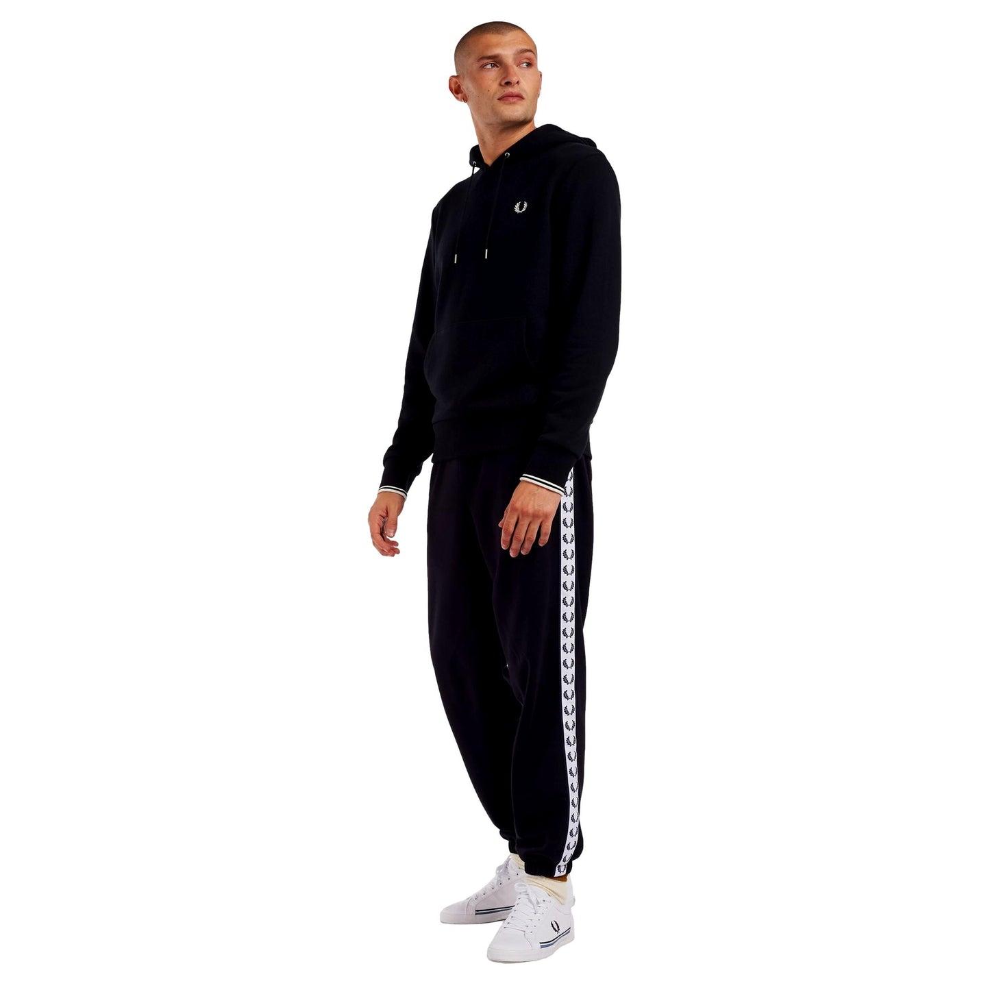 SUDADERA CAPUCHA FRED PERRY M2643