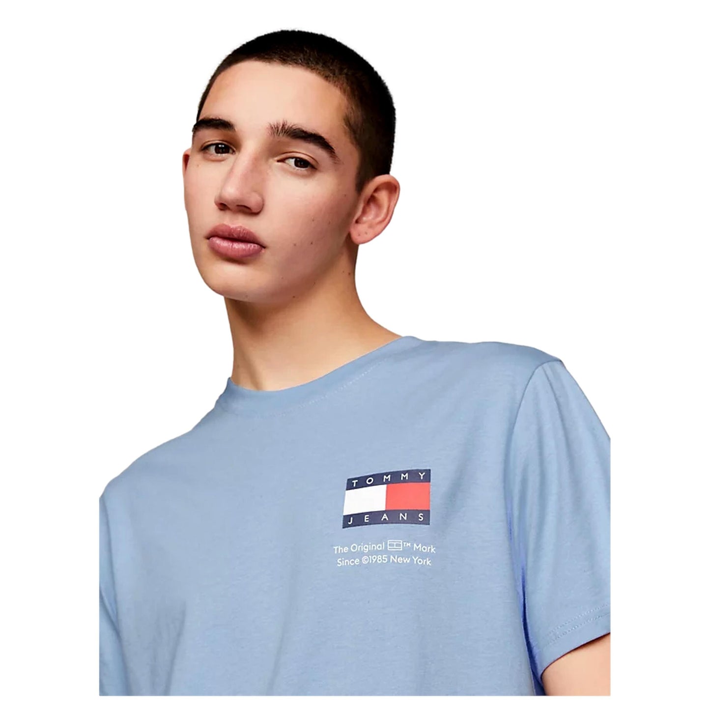 CAMISETA ESSENTIAL DE CORTE SLIM DM0DM18263