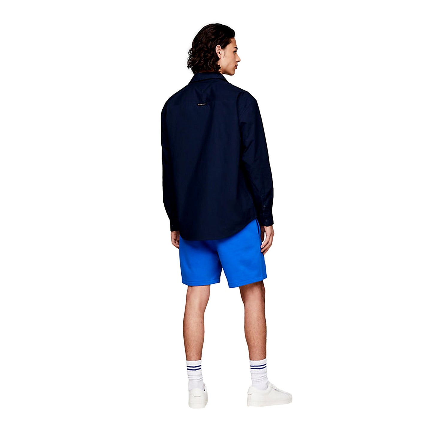 CAMISA CLASSICS AMPLIA CON LOGO BORDADO TOMMY JEANS DM0DM18959