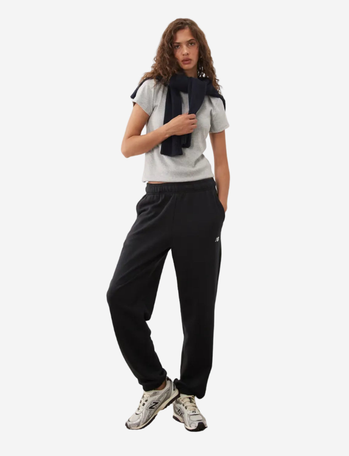 PANTALON MUJER NEW BALANCE ESSENTIAL SPORT WP41500