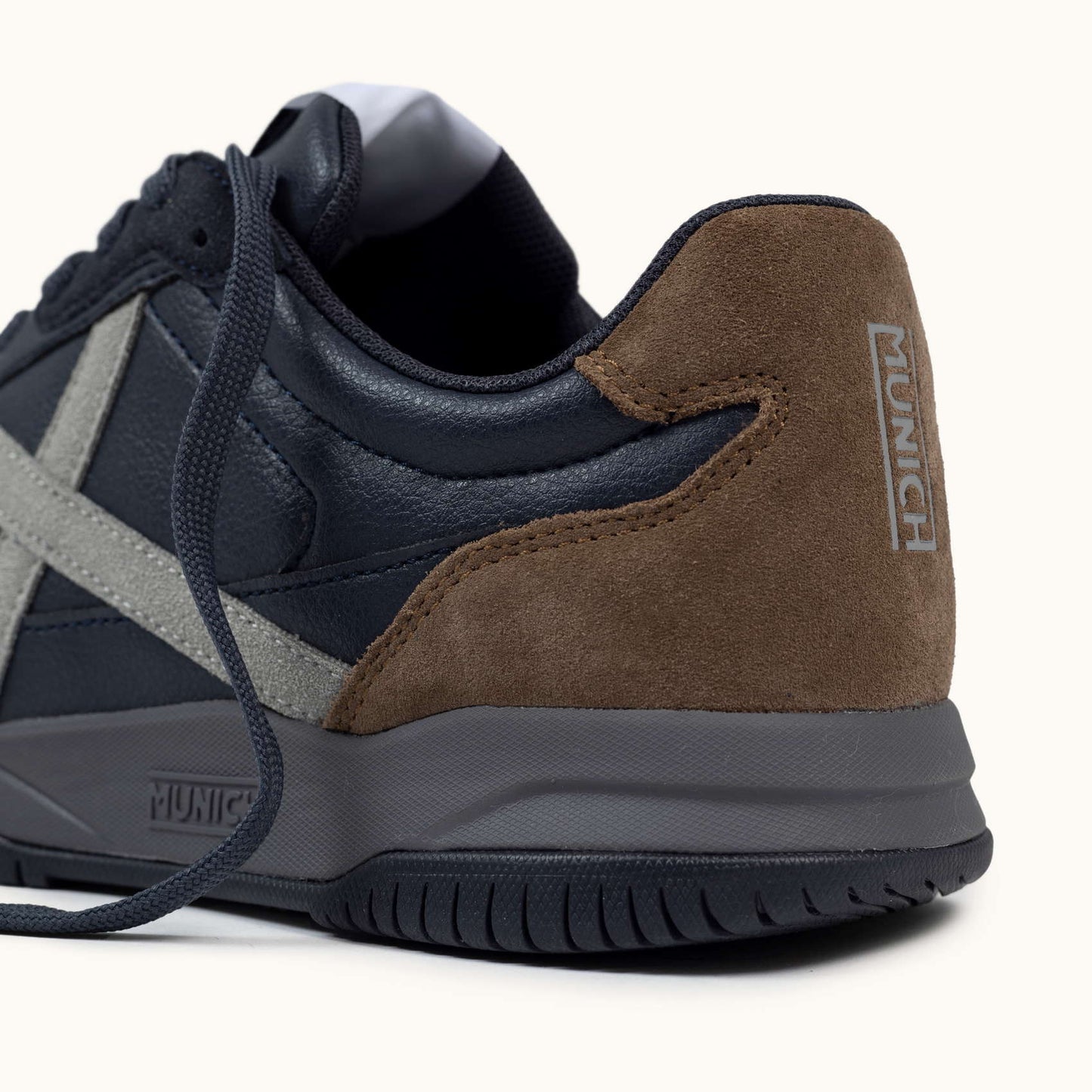 ZAPATILLA HOMBRE  MUNICH LYRA 10 4566010