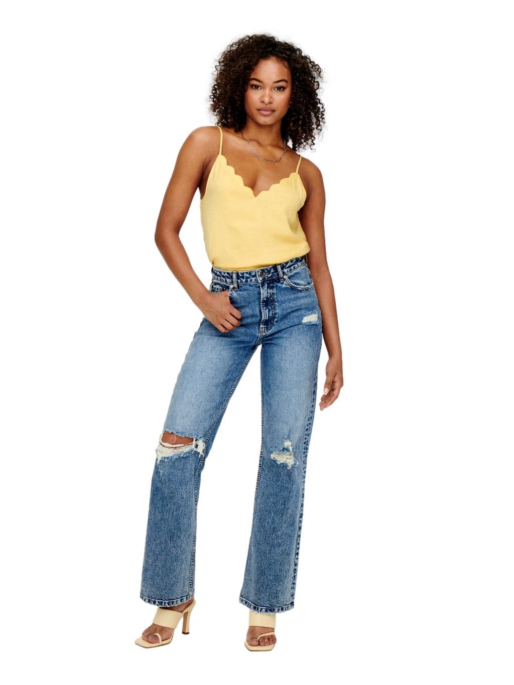TOP MUJER AMARILLO CORTE REGULAR ONLY 15176550