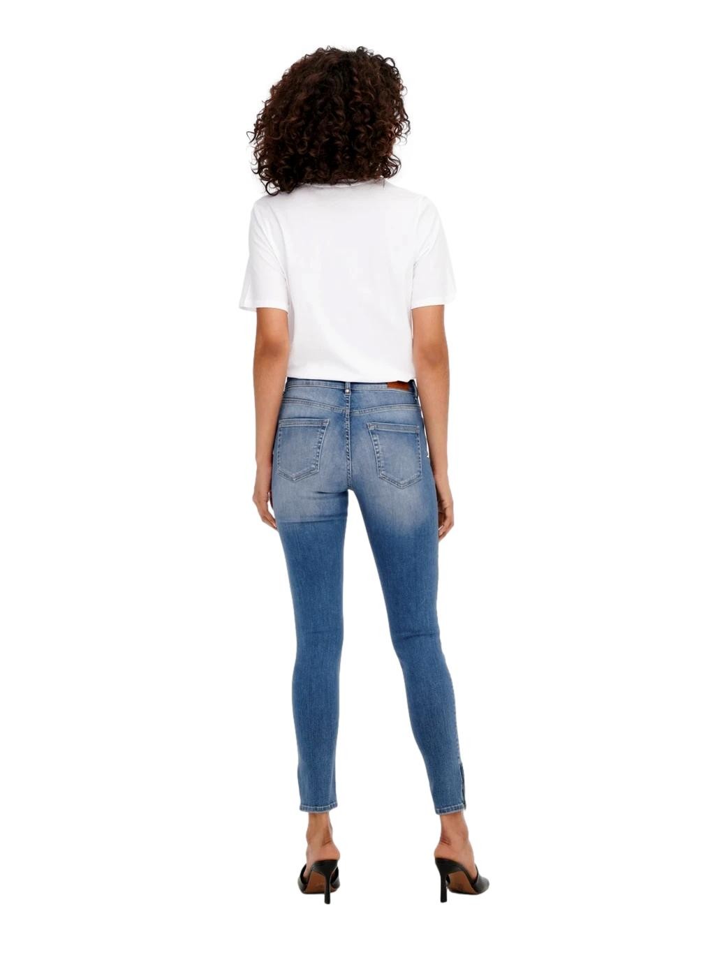 Azul,Azul / XS/L32,Azul / S/L32,Azul / M/L32,Azul / L/L32,Azul / XL/L32