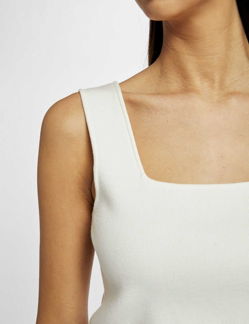 TOP PUNTO TIRANTES ANCHOS MARFIL MUJER MORGAN 222-MPINK