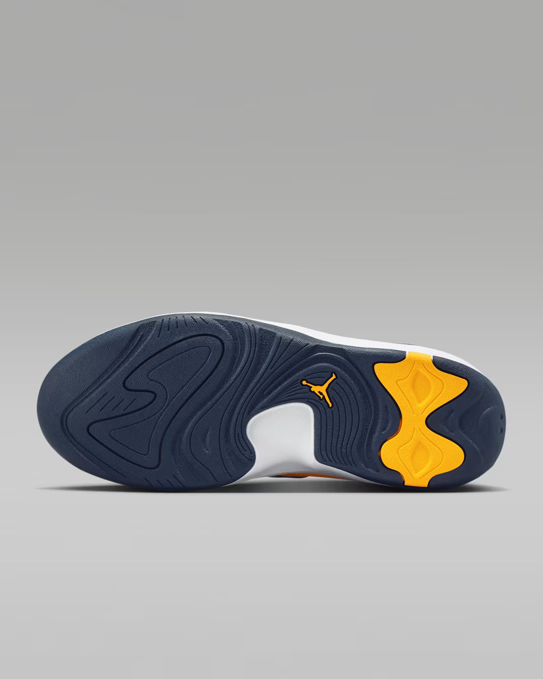 ZAPATILLAS HOMBRE JORDAN MAX AURA 7 HQ2091-102