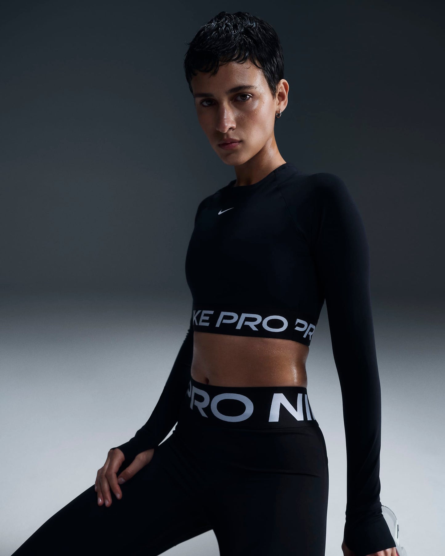 CAMISETA NIKE PRO MUJER FV5484
