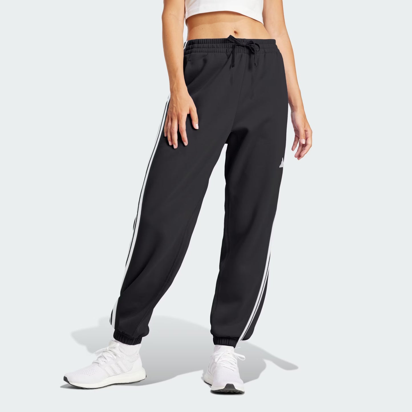 Pantalón Adidas Mujer Essentials French Terry Cuffed 3 bandas JD5302