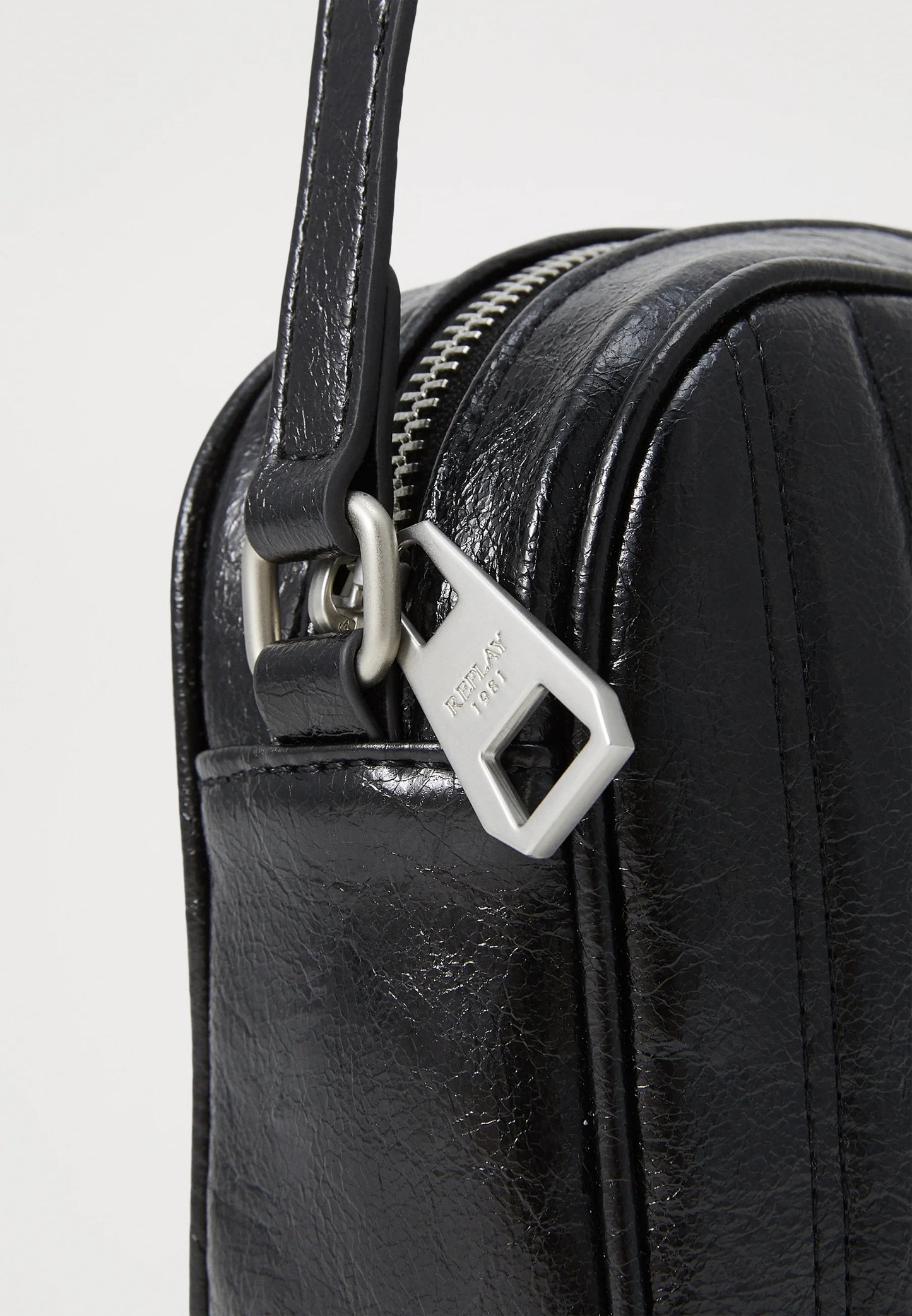 BOLSO BANDOLERA MUJER REPLAY FW3721