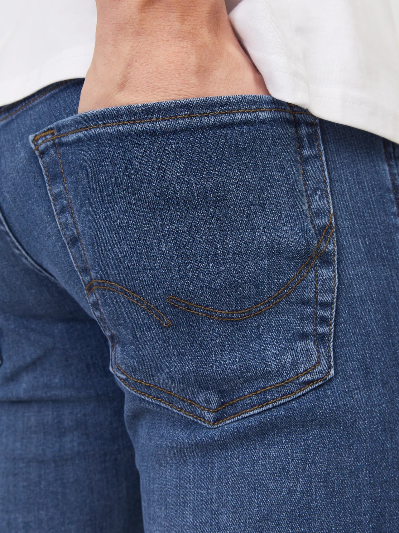 PANTALON TEJANO HOMBRE CORTE SLIM JACK AND JONES 12152347