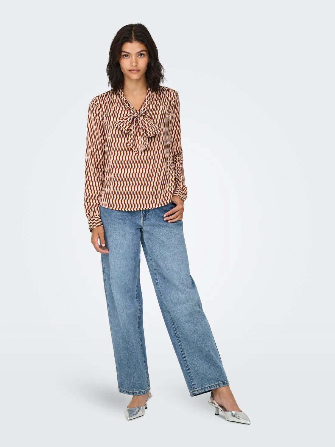 CAMISA MANGA LARGA LAZO EN CUELLO ONLY 15328735