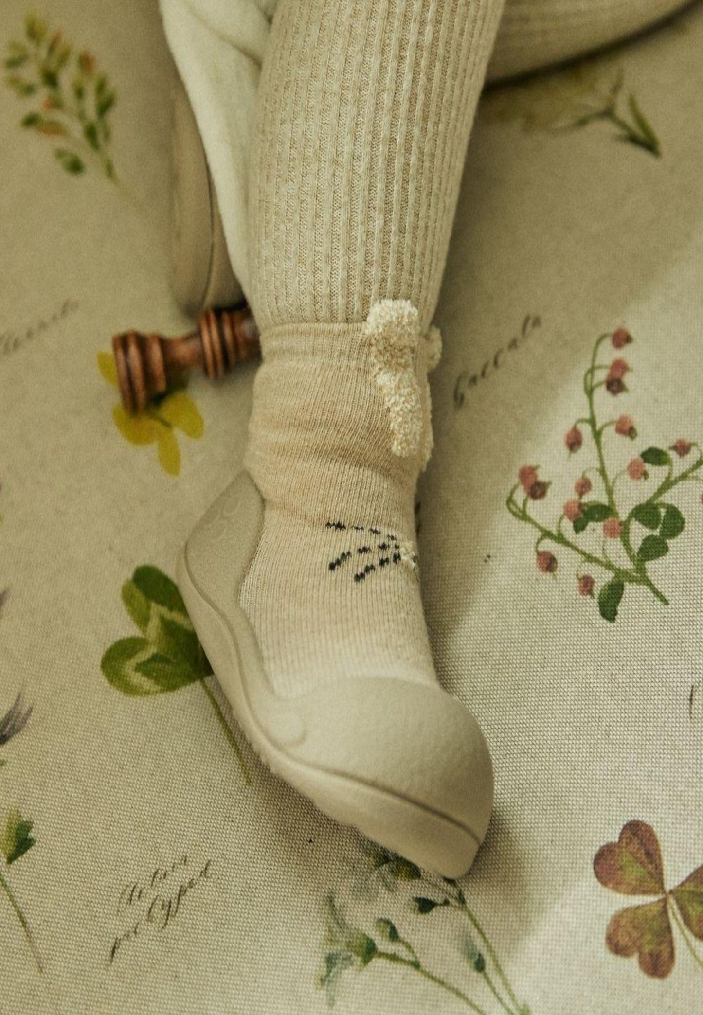 ATTIPAS RABBIT BEIGE RA030