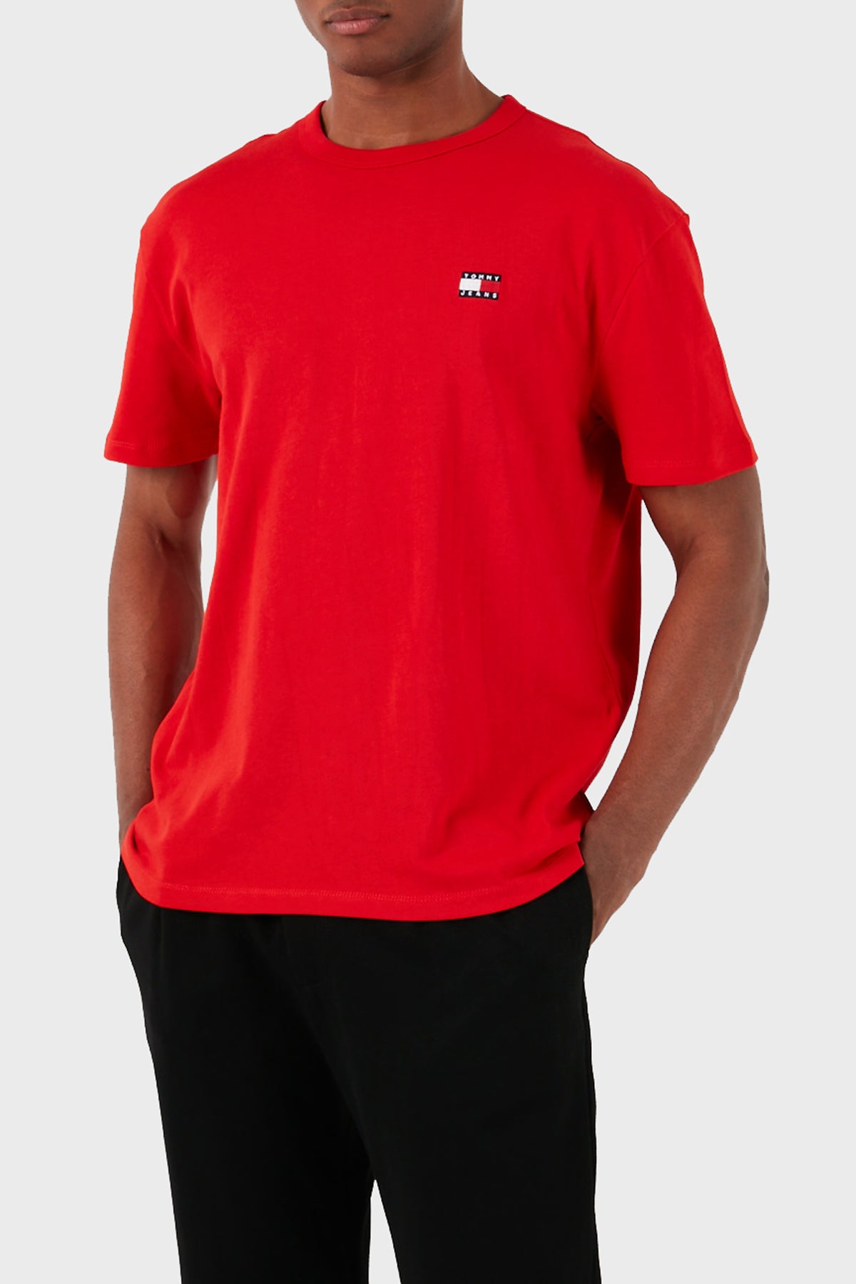 CAMISETA ROJA TOMMY JEANS DM0DM17995 XNL