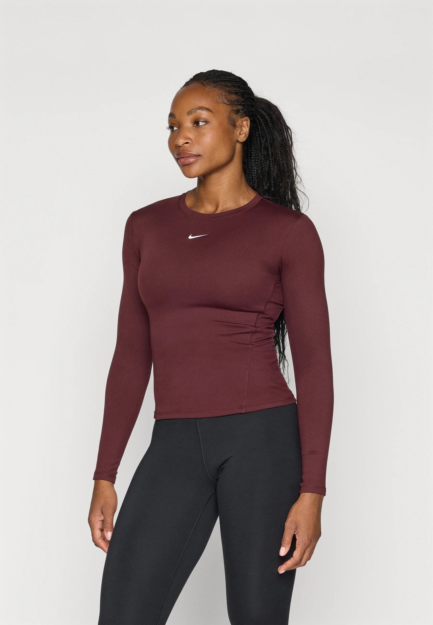 CAMISETA MUJER MANGA LARGA NIKE ONE FITTED IM9449