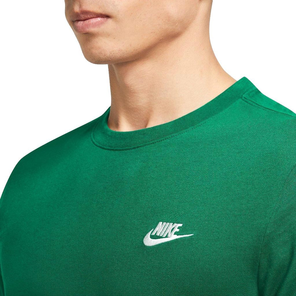 CAMISETA NIKE SPORTSWEAR AR4997