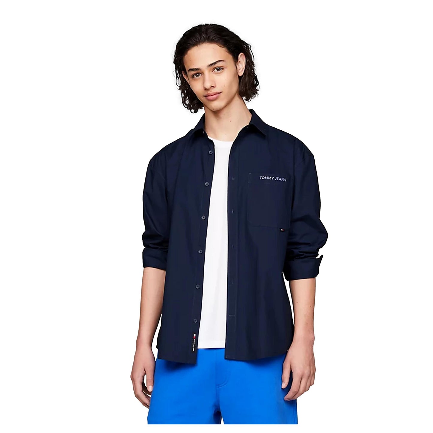 CAMISA CLASSICS AMPLIA CON LOGO BORDADO TOMMY JEANS DM0DM18959