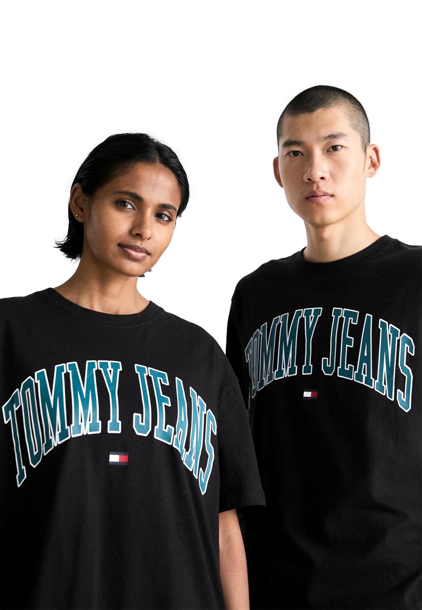 CAMISETA UNISEX POPCOLOR TOMMY JEANS DM0DM18558