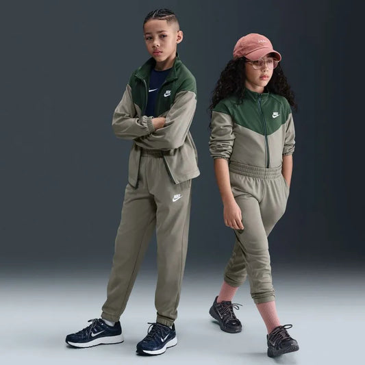 CHANDAL NIKE NIÑOS HQ9315