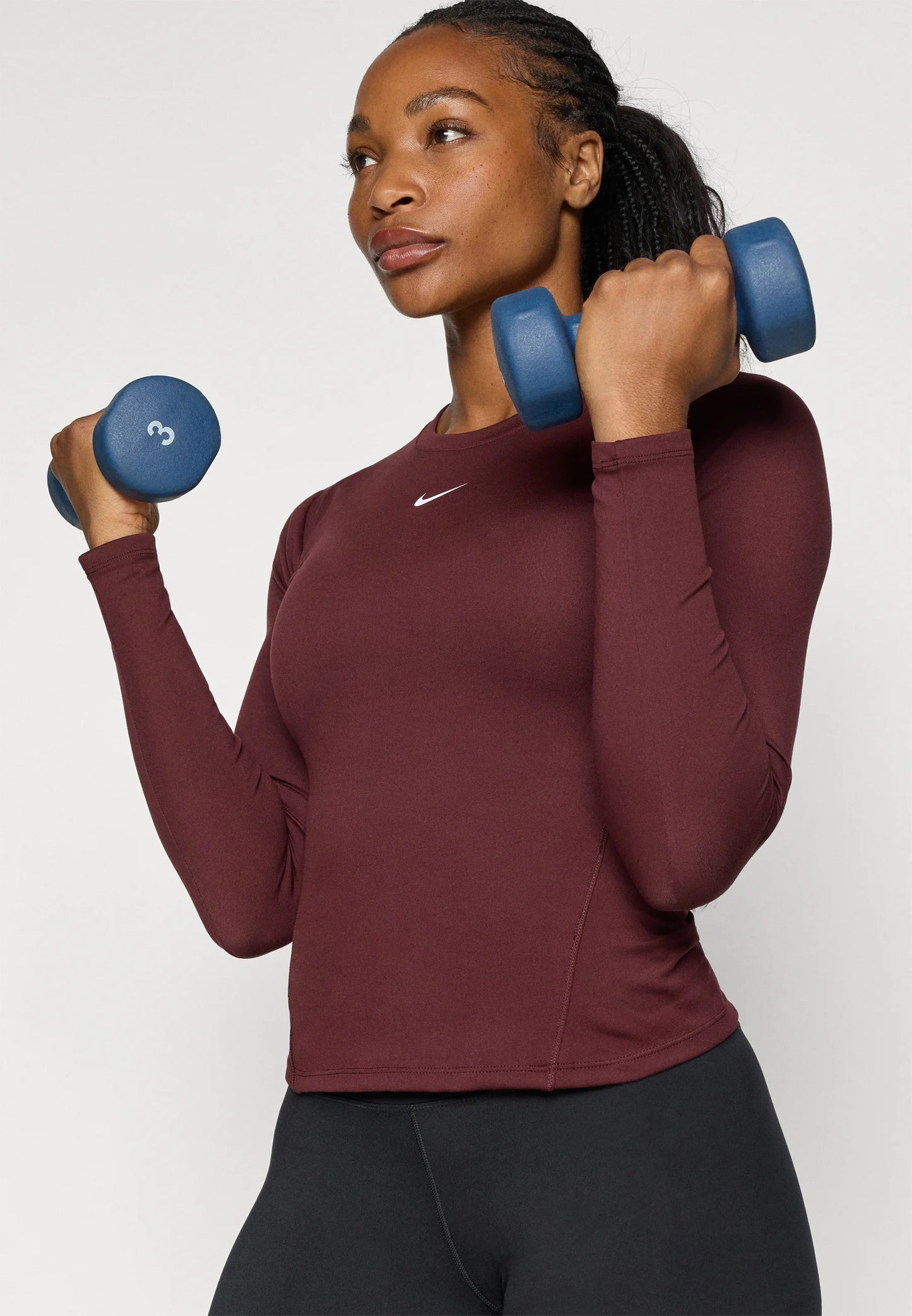 CAMISETA MUJER MANGA LARGA NIKE ONE FITTED IM9449