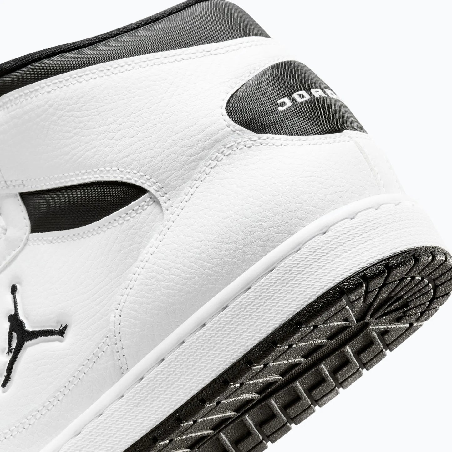 ZAPATILLAS Nike Jordan Court  connect Mid IQ5685