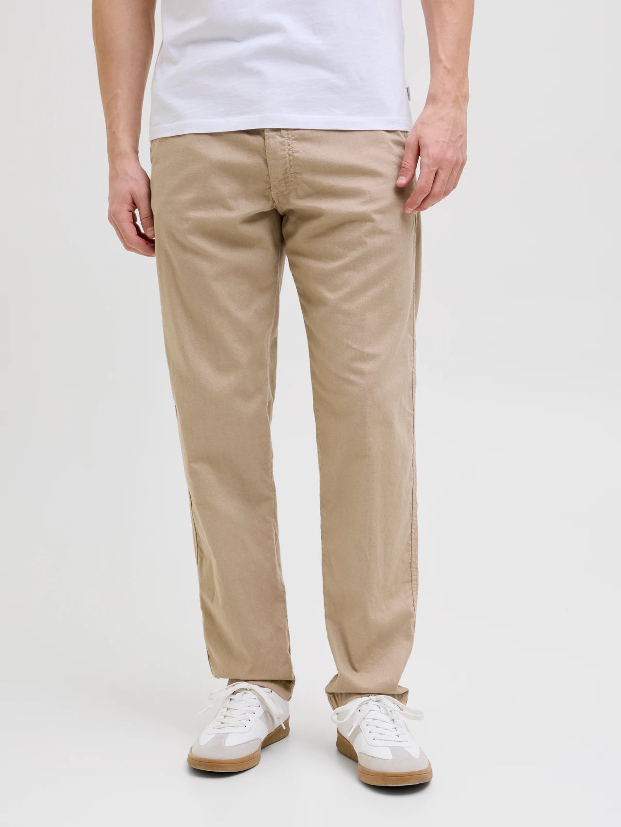 PANTALÓN JOGGER CORTE RELAXED JACK & JONES 12274977