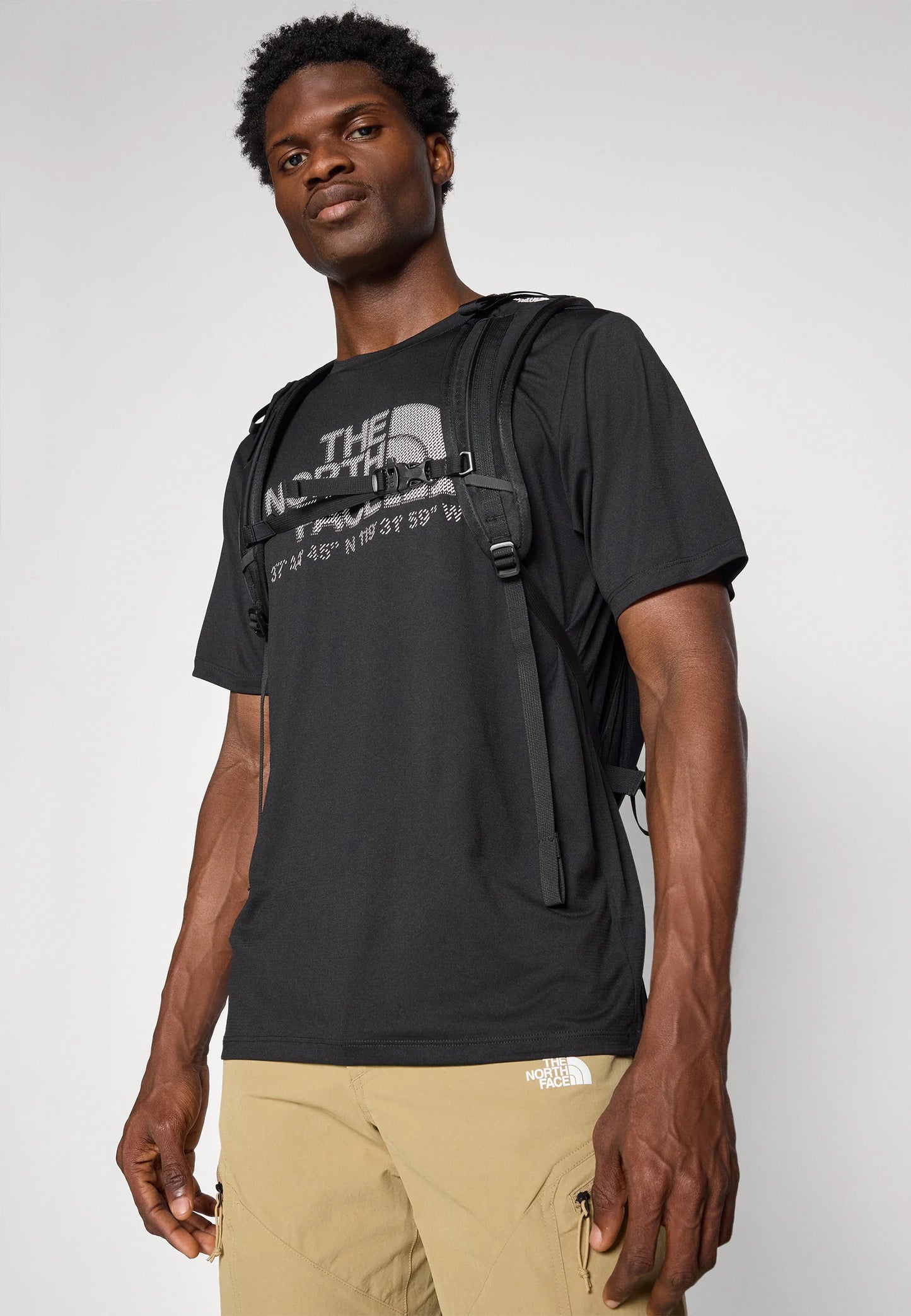 CAMISETA THE NORTH FACE NF0A8BEJJK3