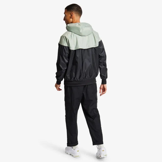 CHAQUETA CORTAVIENTOS NIKE DA0001