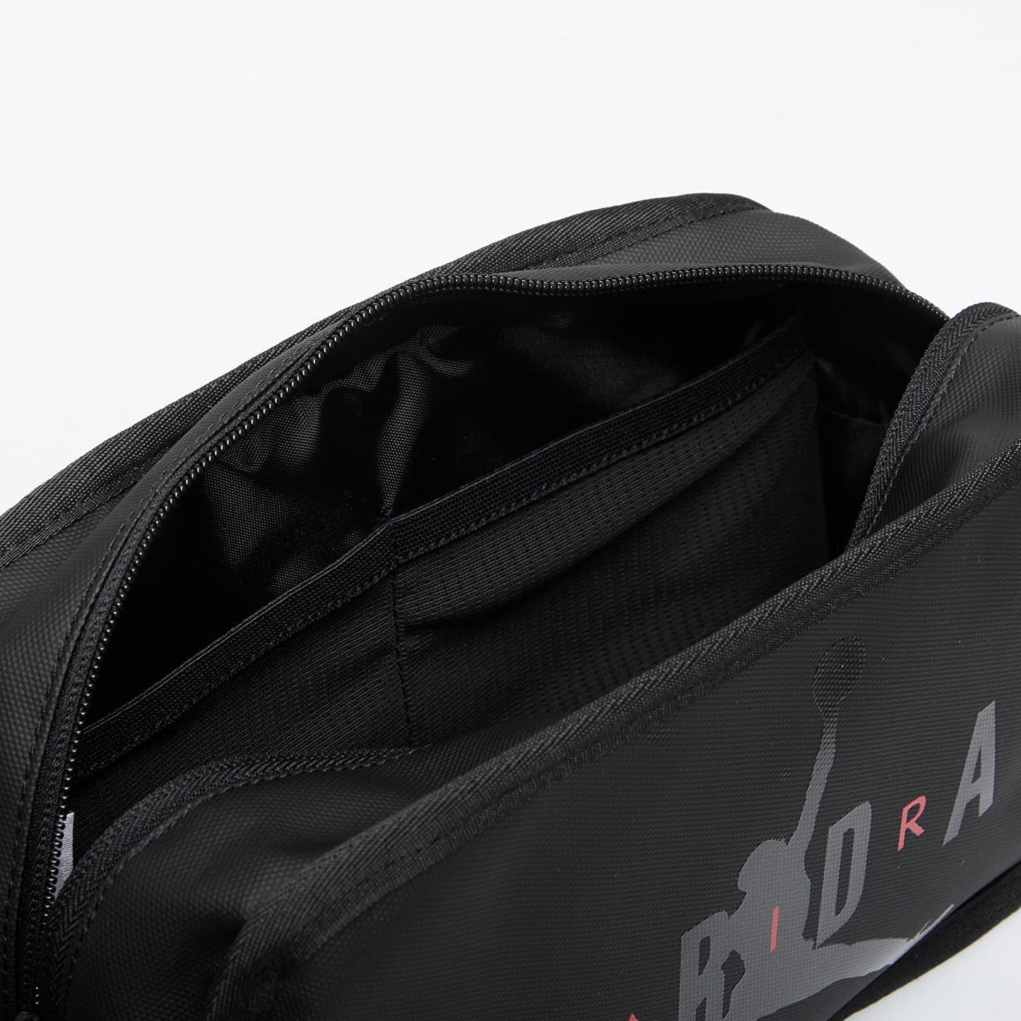 NECESER JORDAN JAN TRAVEL DOPP KIT 9A0473-023