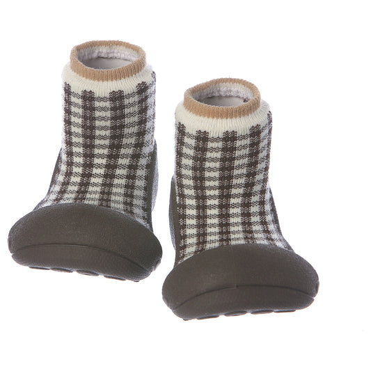 Marrón,Marrón / 19 EU,Marrón / 20 EU,Marrón / 21.5 EU,Marrón / 22.5 EU