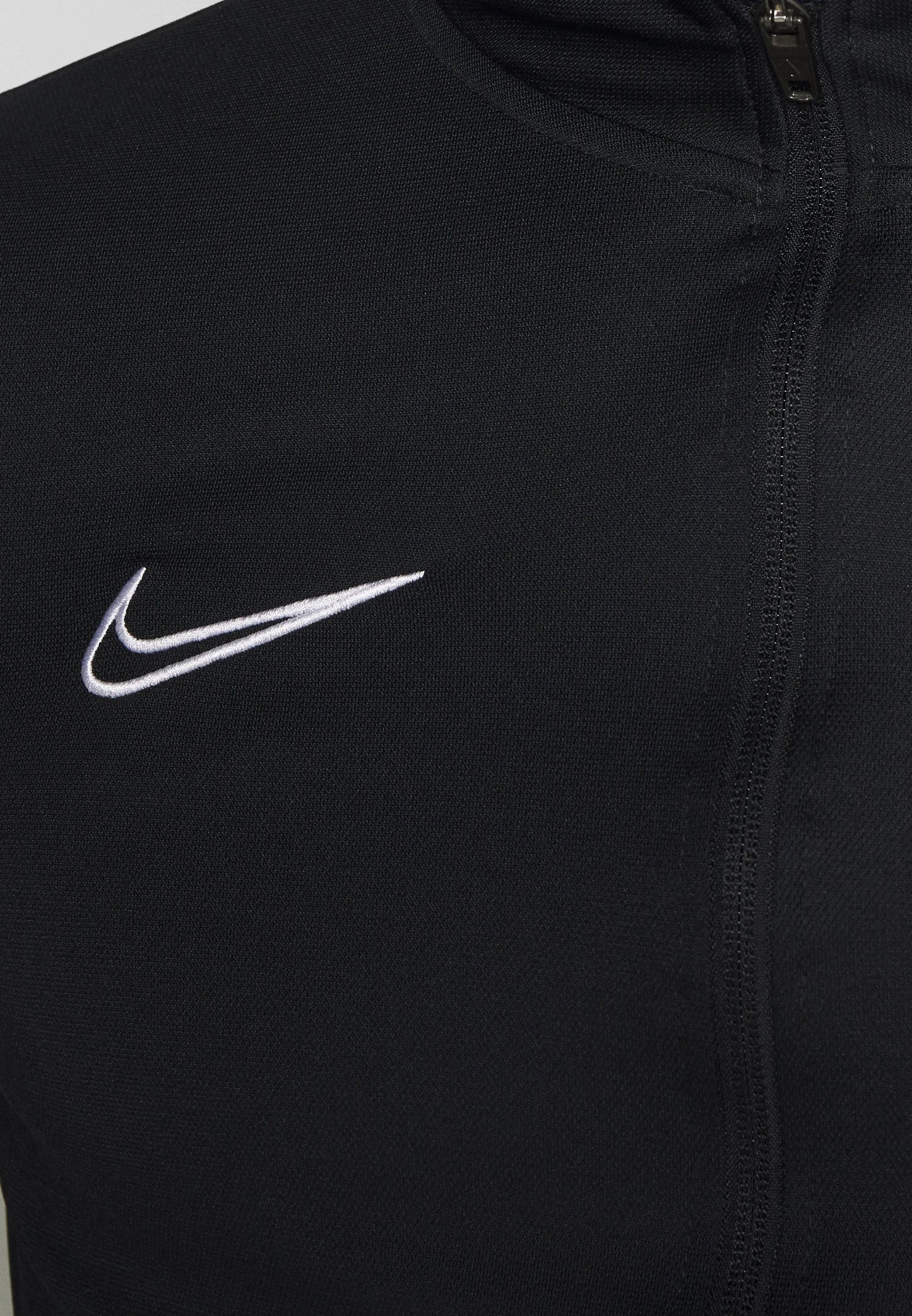 CONJUNTO NIKE HOMBRE CW6131-010