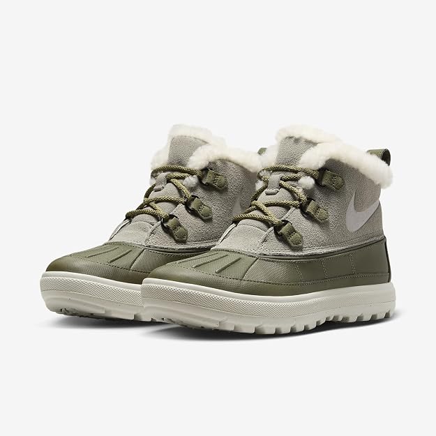 BOTA NIKE MUJER WOODAIDE CHUKKA 2 537345 200