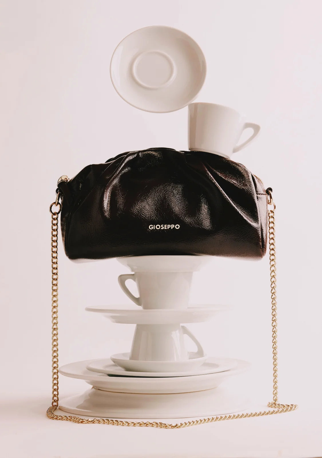 BOLSO MUJER BANDOLERA CHAROL GIOSEPPO 80646