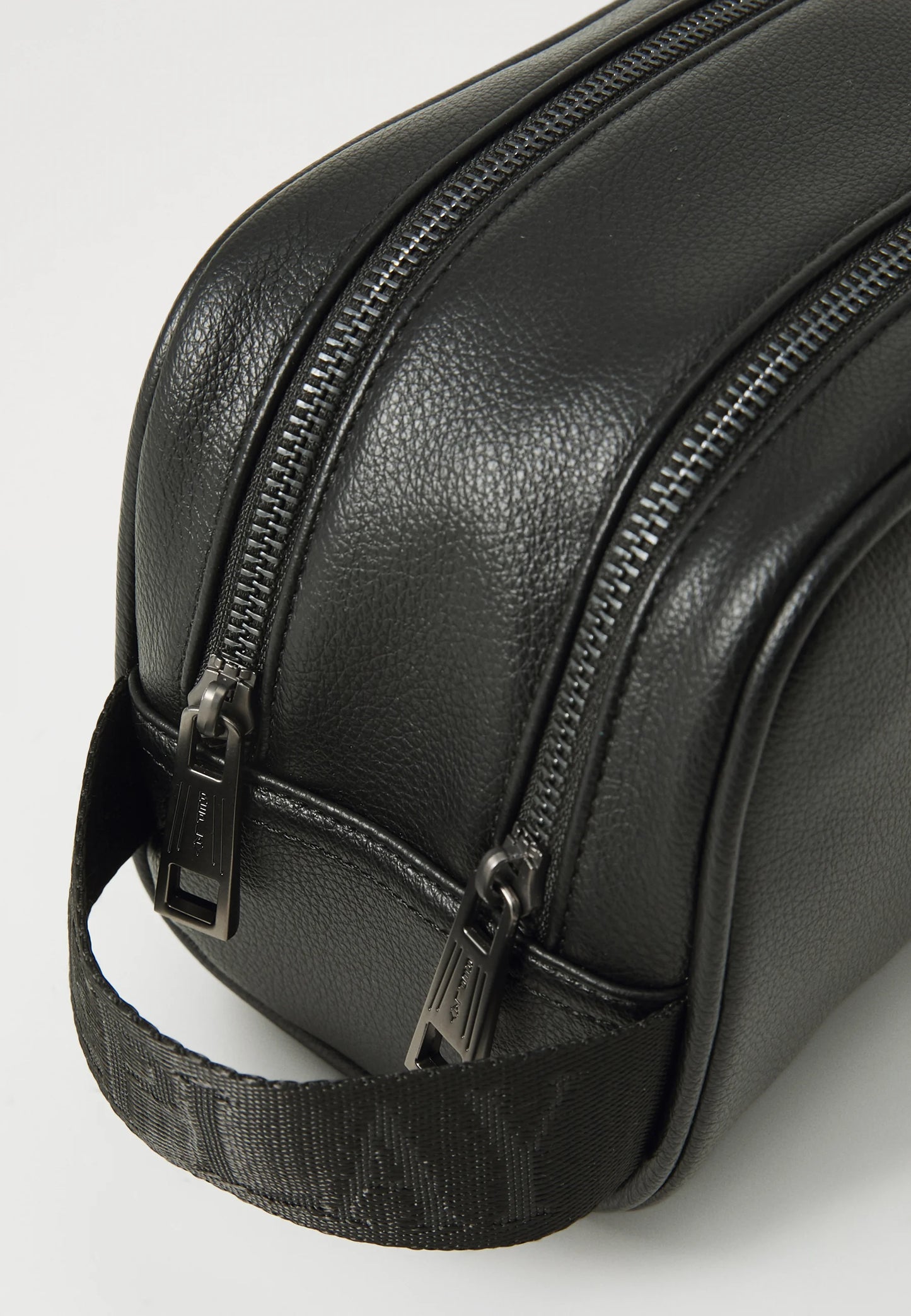 NECESER HOMBRE REPLAY FM5349