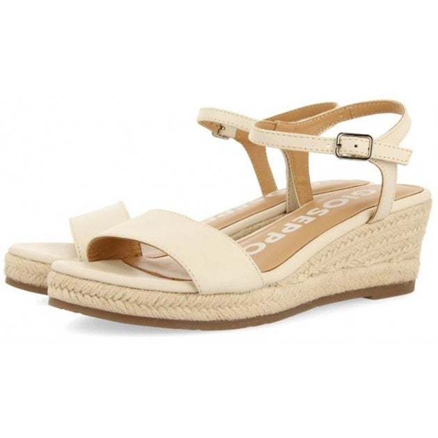SANDALIAS DE PIEL YALAHA GIOSEPPO 71701