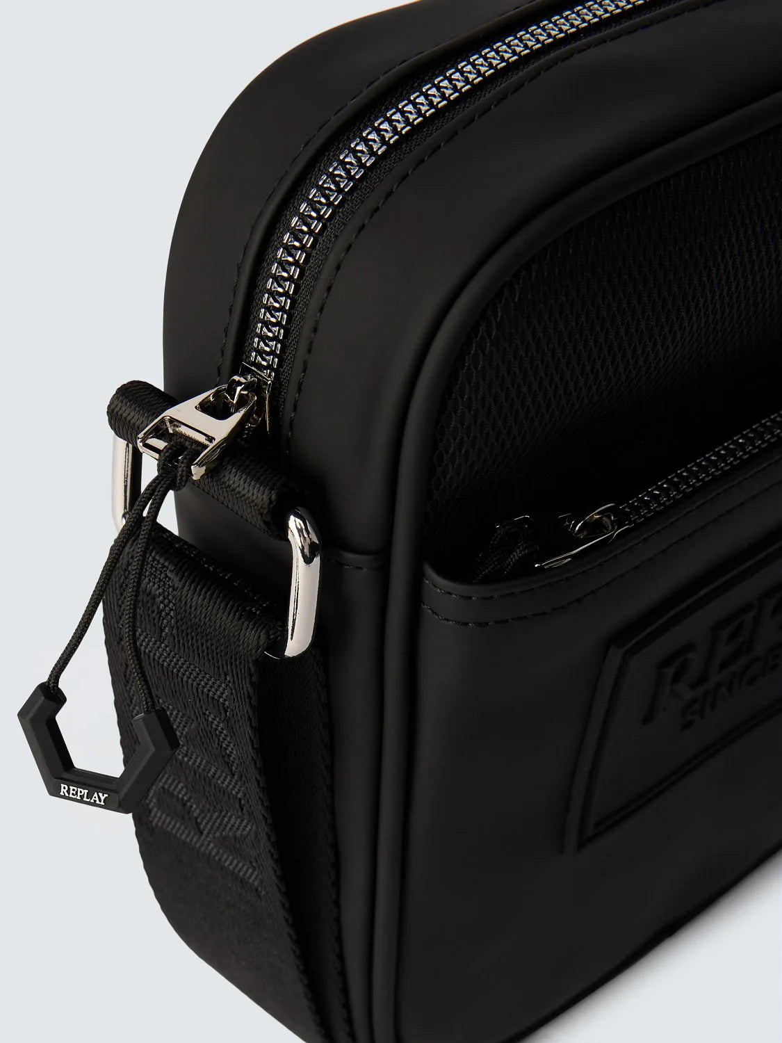 BOLSO BANDOLERA HOMBRE REPLAY FM3820