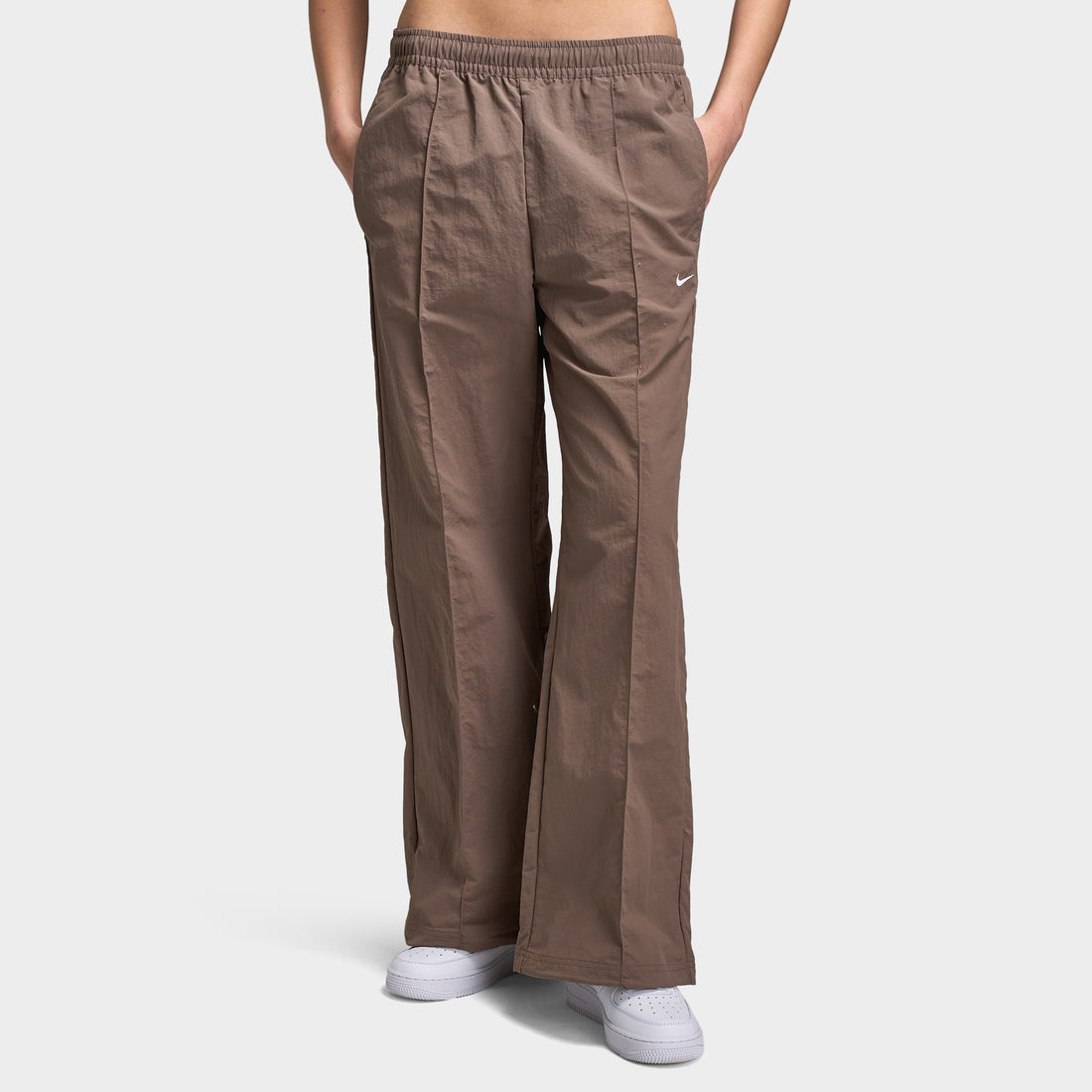 PANTALON MUJER NIKE SPORTSWEAR EVERYTHING WOVENS FQ3588-233