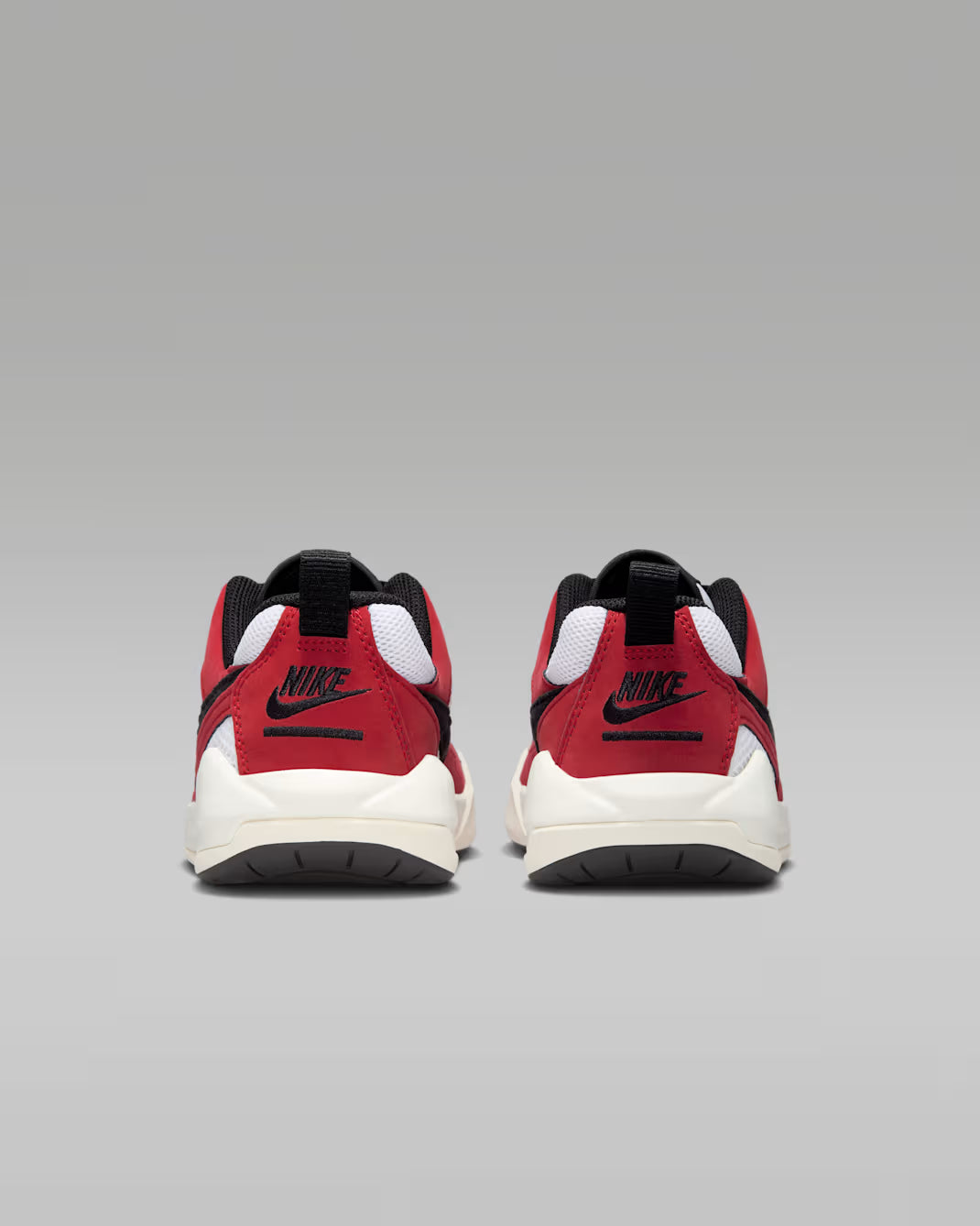 ZAPATILLAS NIÑO JORDAN CMFT ERA HQ0506-106