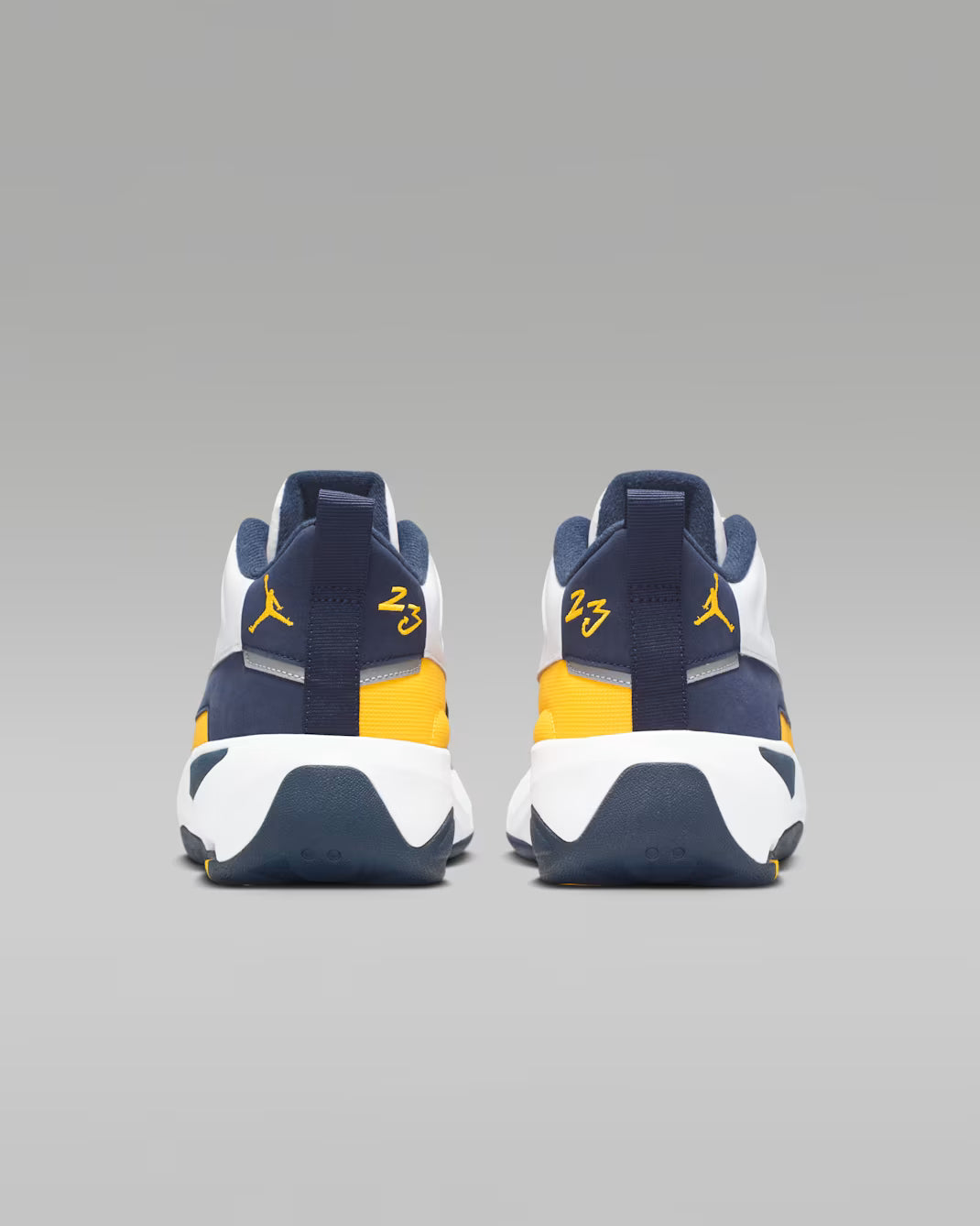 ZAPATILLAS HOMBRE JORDAN MAX AURA 7 HQ2091-102