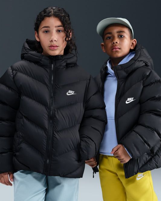 CHAQUETA KIDS NIKE SPORTSWEAR ALL DAY PLAY HQ4976