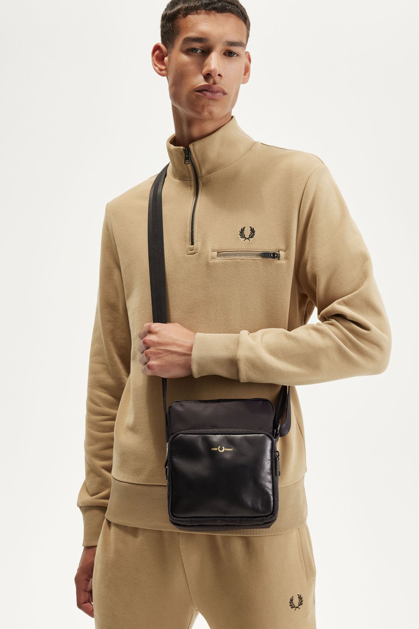 BOLSO BANDOLERA HOMBRE FRED PERRY L7275