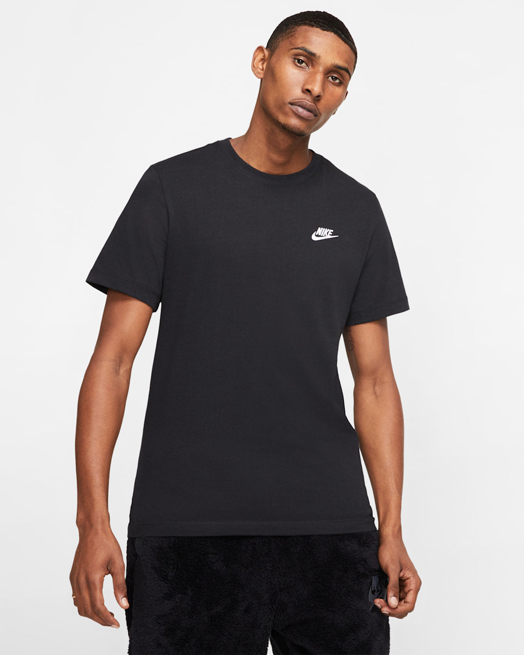 CAMISETA HOMBRE NIKE SPORTSWEAR CLUB AR4997