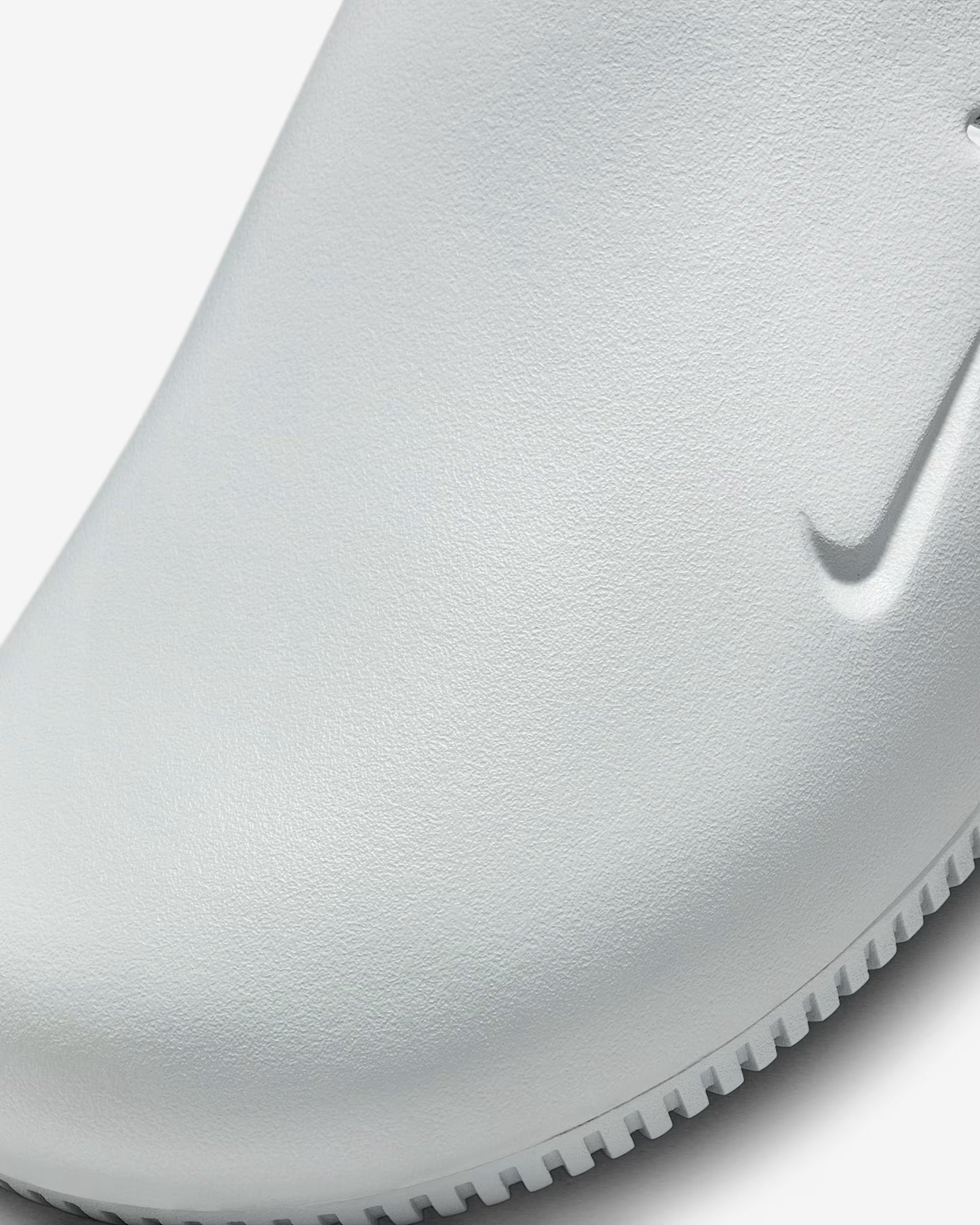 ZUECO NIKE CALM HOMBRE FD5131