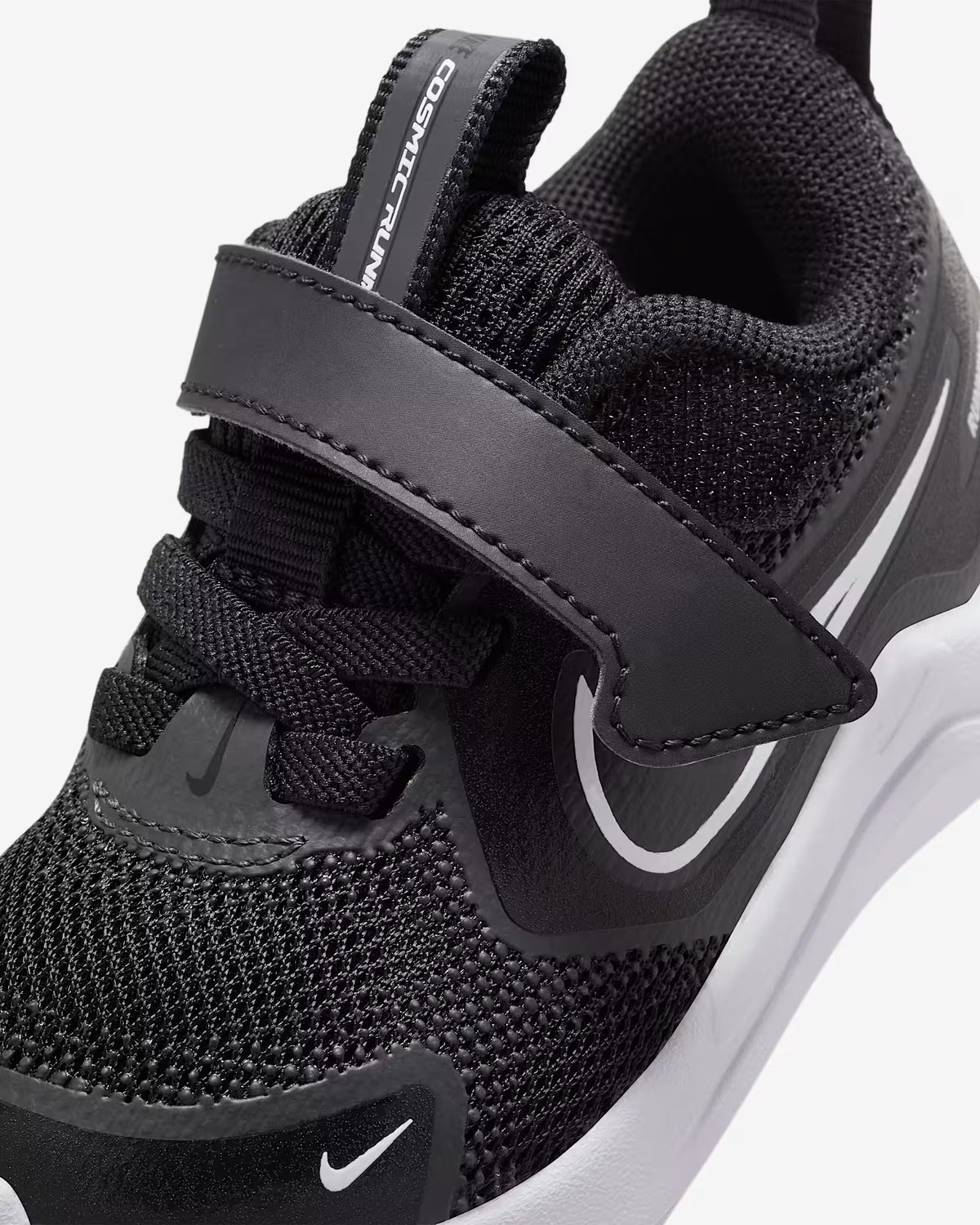 ZAPATILLA KIDS NIKE COSMIC RUNNER HM4401