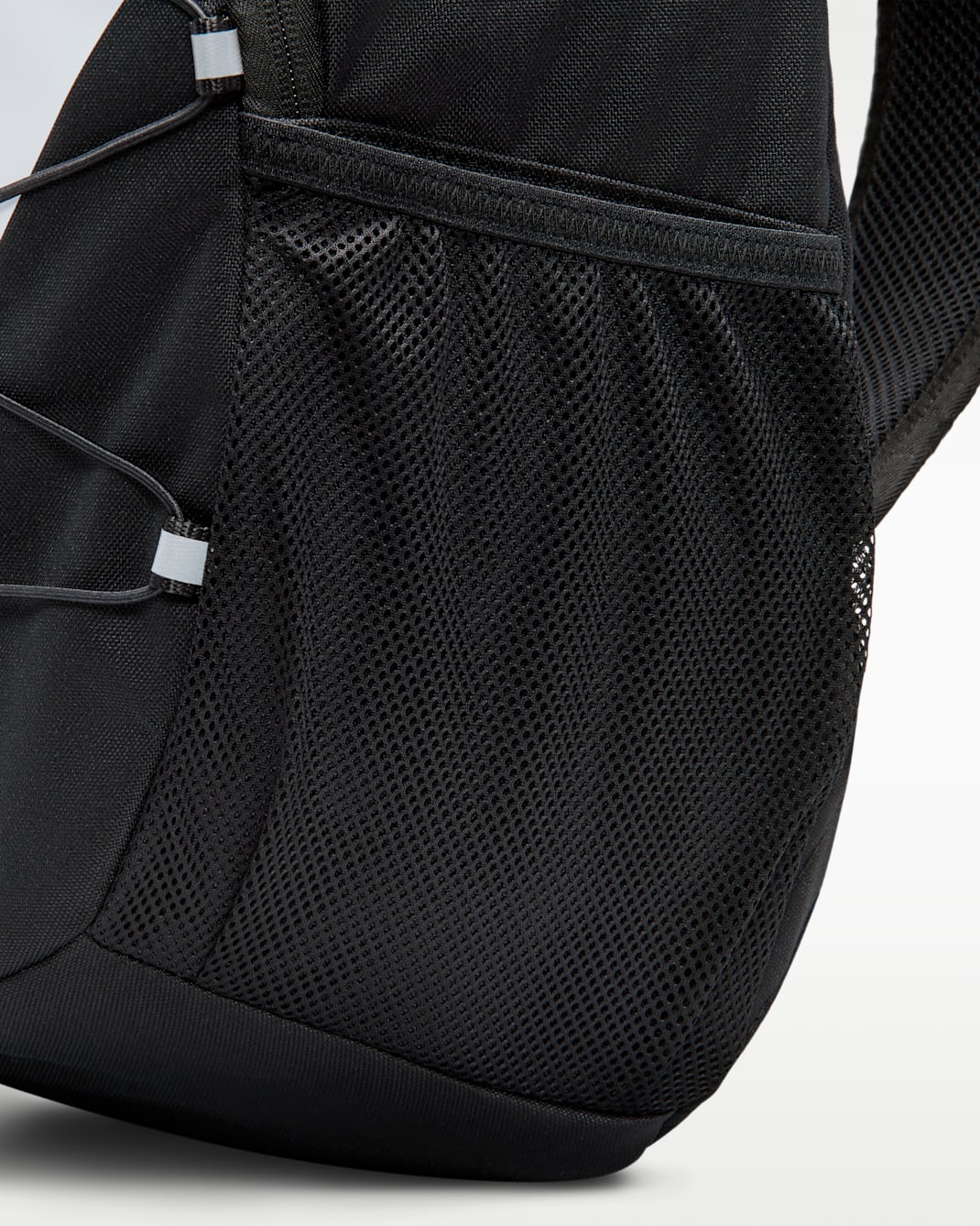MOCHILA NIKE HERITAGE SWEEP IO8733-010