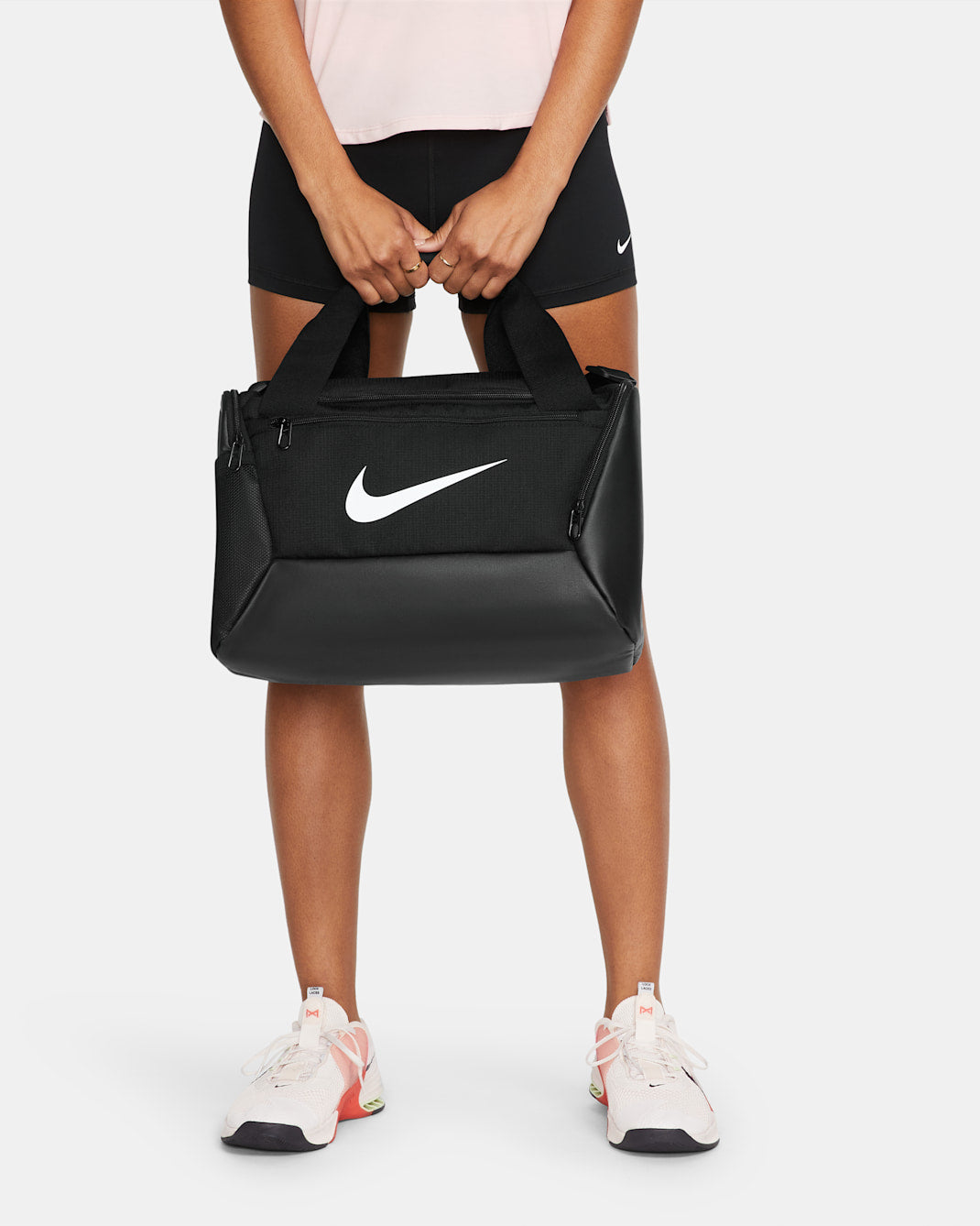 BOLSA DEPORTE NIKE BRASILIA 9.5 (25L) DM3977