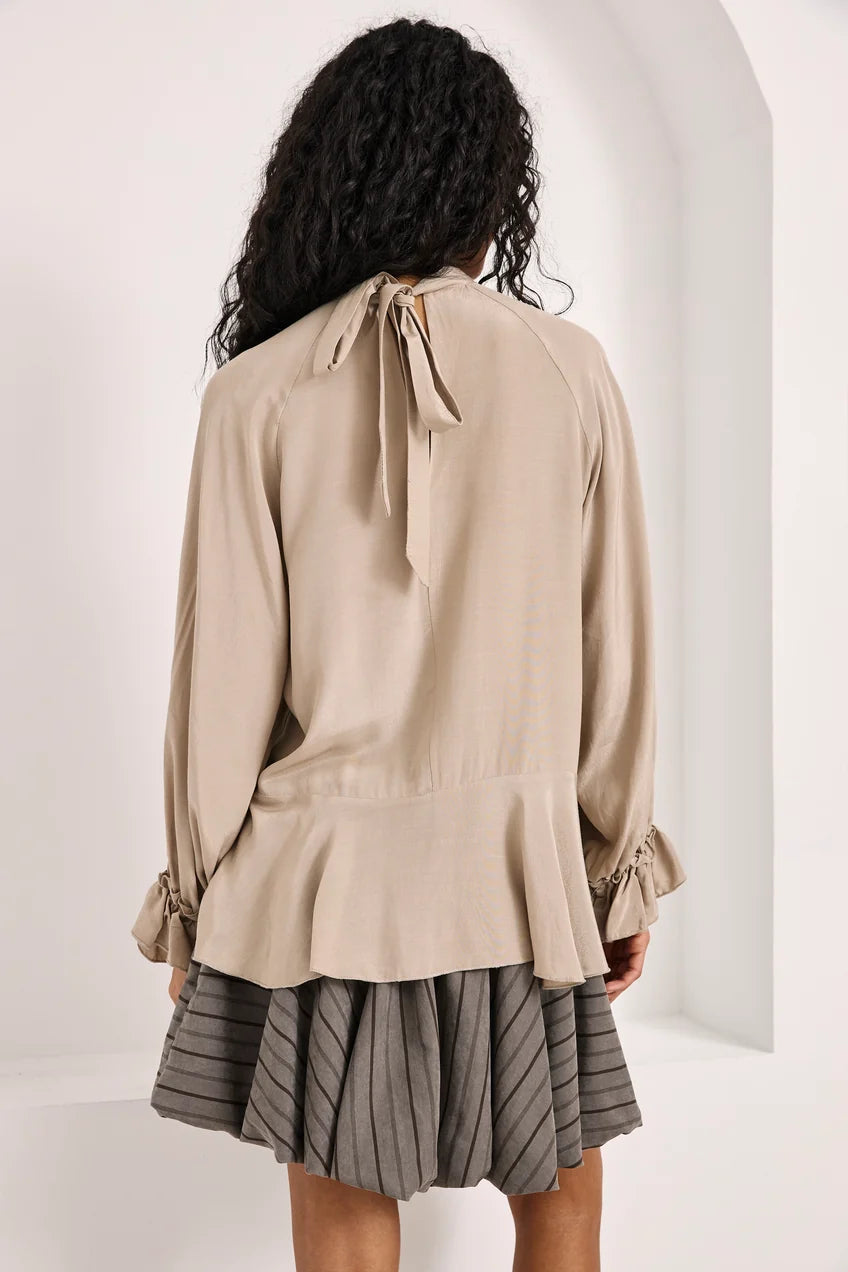 BLUSA VOLANTES NKN FF.MIRKA