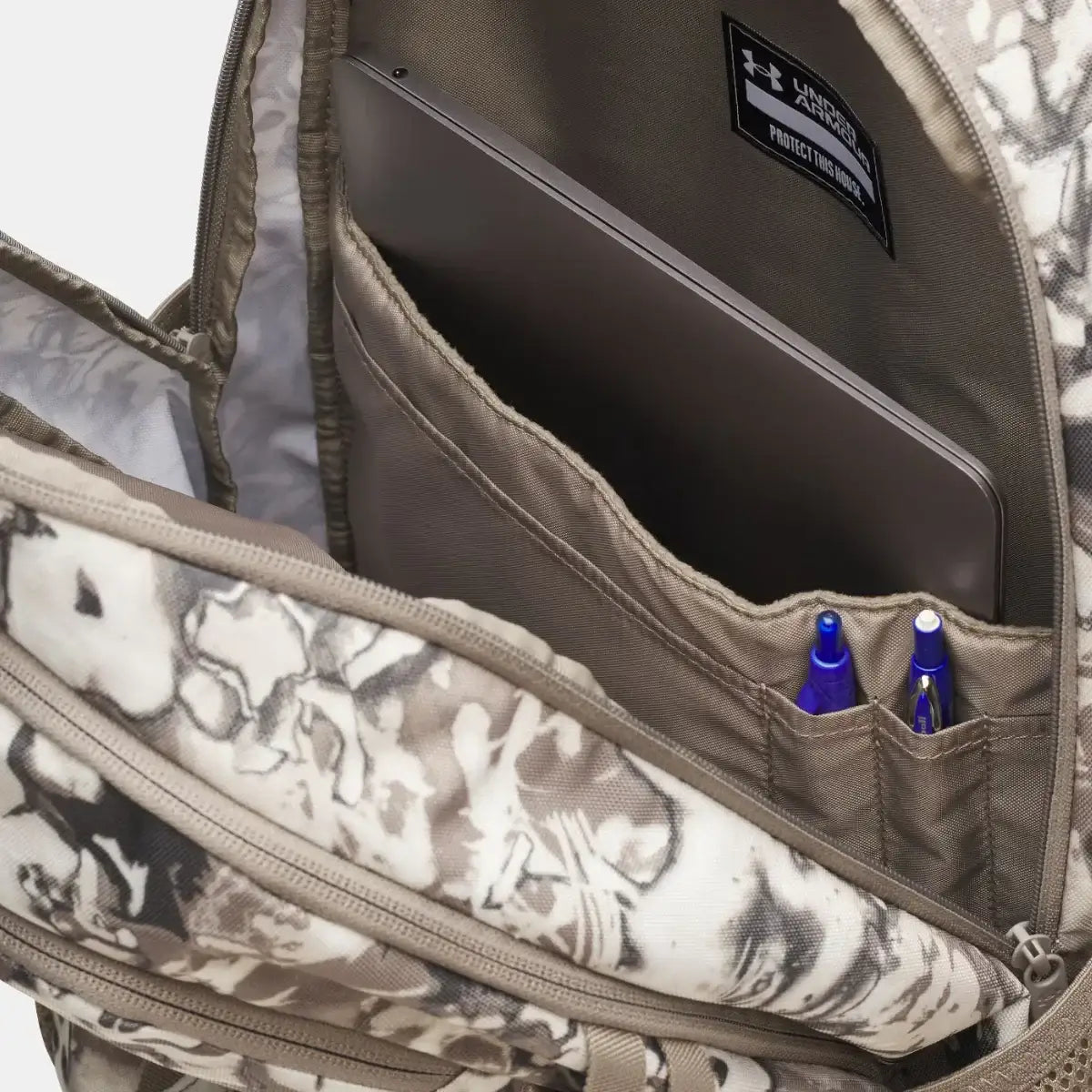MOCHILA UNDER ARMOUR HUSTLE 6.0 CAMUFLAJE