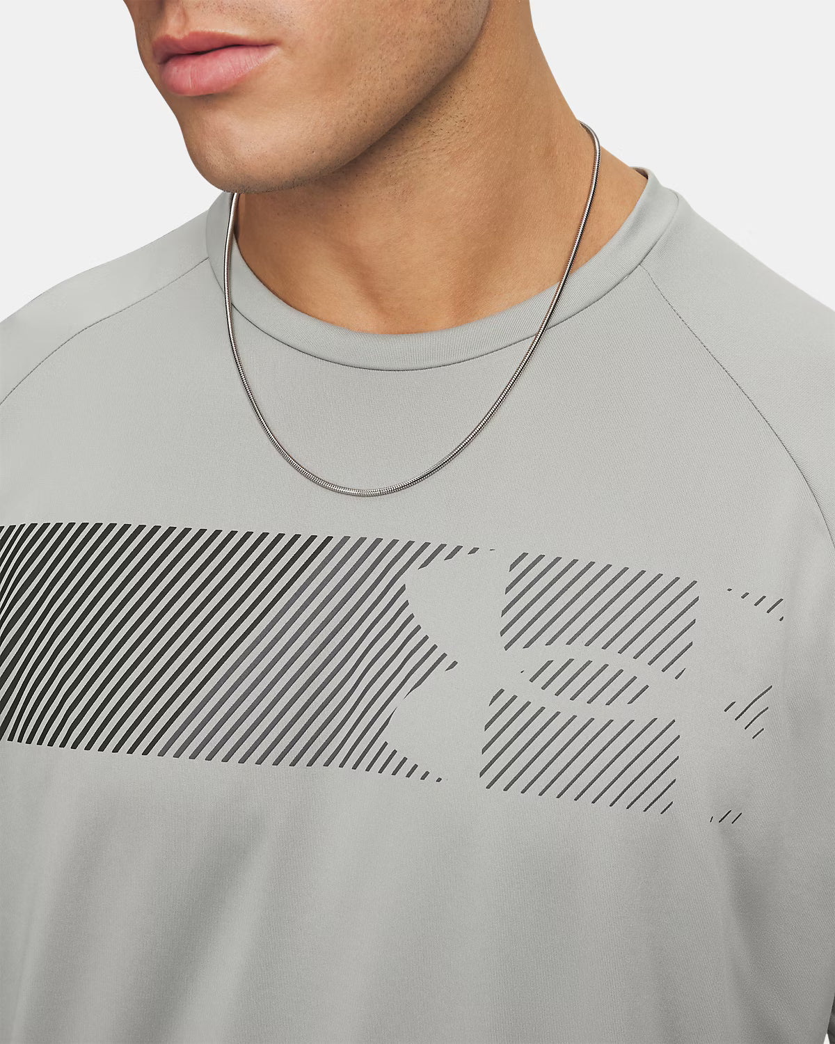 CAMISETA HOMBRE UNDER ARMOUR TECH GRAPHIC 6014733