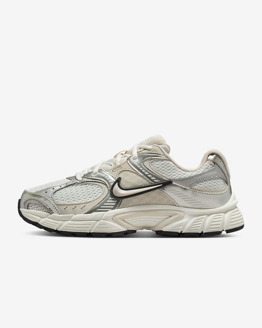 ZAPATILLAS NIKE V5 RNR MUJER HQ7901