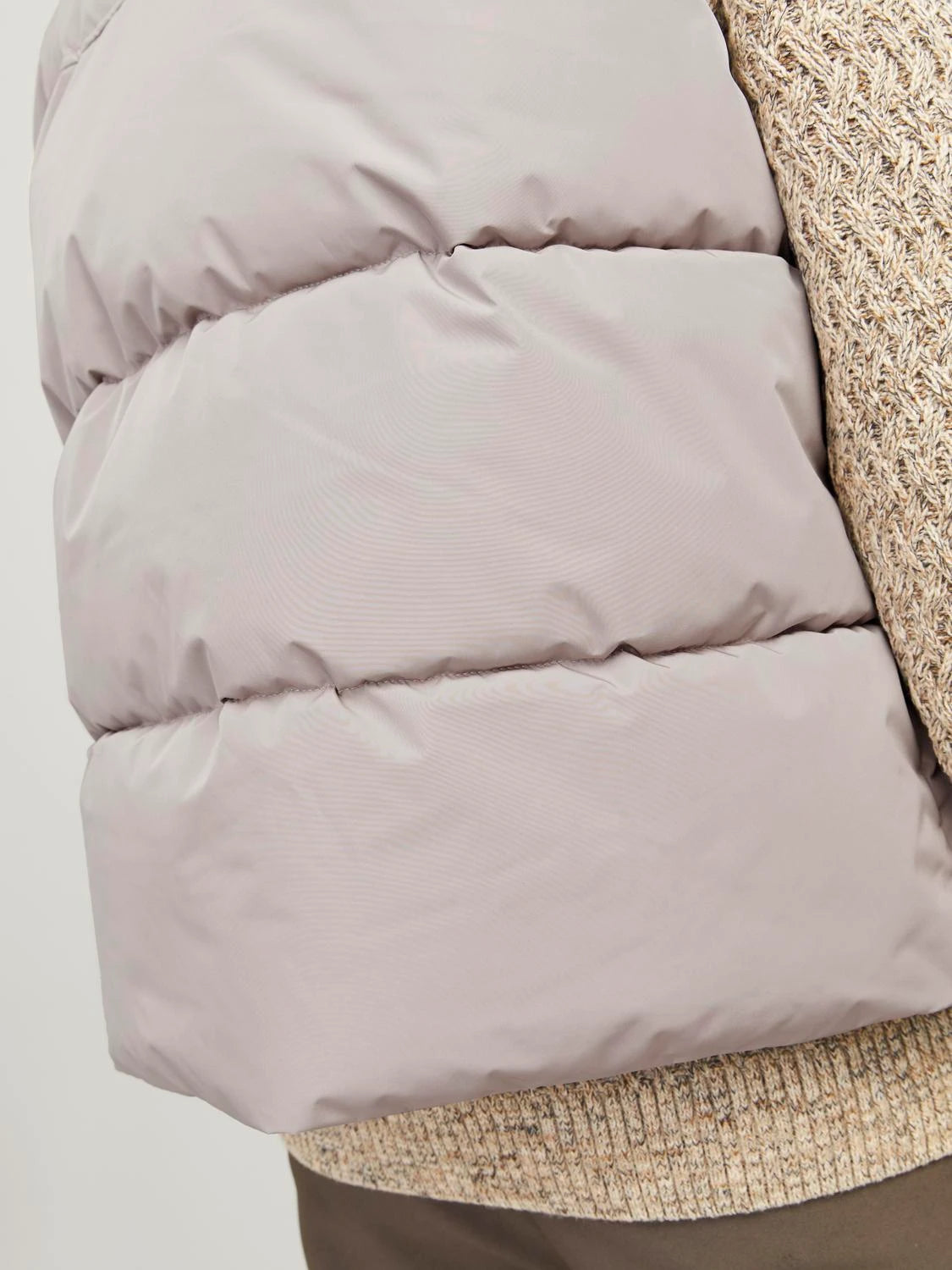 CHALECO ACOLCHADO HOMBRE JACK AND JONES 12256981