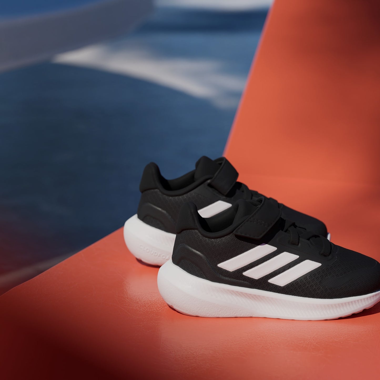 ZAPATILLAS NIÑO RUNFALCON 5 EL I IE8598